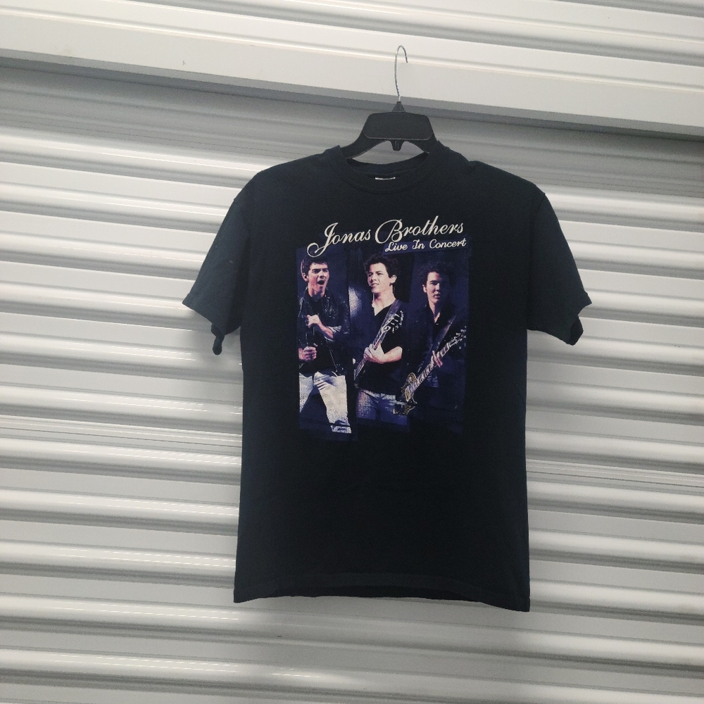COPY - Vintage Jonas Brothers Band Tour 2010 tshirt